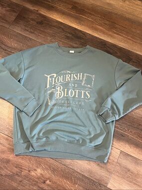 S Harry Potter Flourish and Blotts Graphic Crewneck Sweatshirt- Sage Green